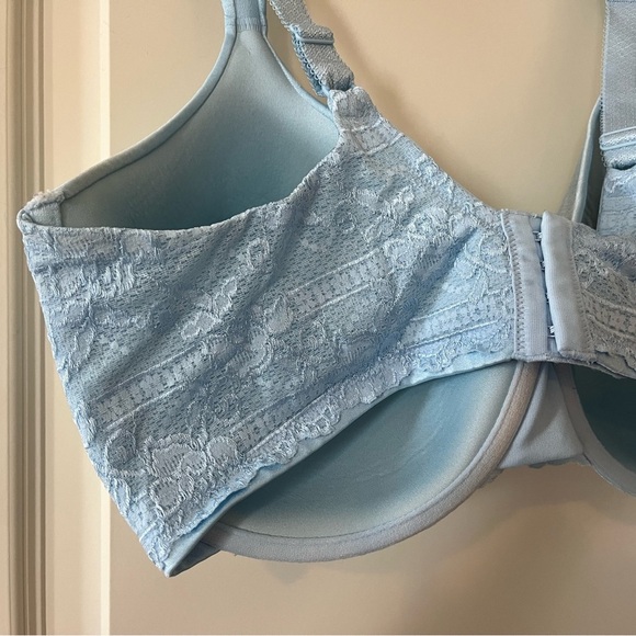 Vanity Fair Light Blue Adjustable Bra Size 40 DD - Picture 2 of 14